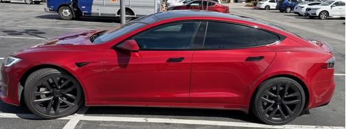 2021 Tesla Model S Plaid