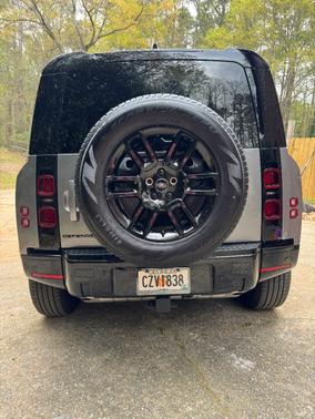 2024 Land Rover Defender 110 P400 S