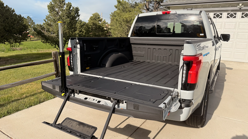 2023 Ford F-150 Lightning LARIAT