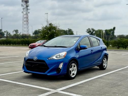 2015 Toyota Prius c Two