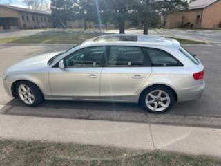 Photo 2 of 8 of 2009 Audi A4 2.0T Avant Premium quattro