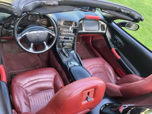 1998 Chevrolet Corvette Base
