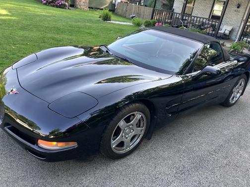 1998 Chevrolet Corvette Base