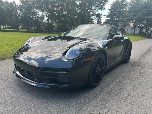 2022 Porsche 911 Targa 4 GTS
