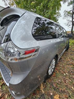 2018 Toyota Sienna SE Premium