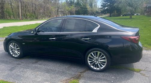 Black 2020 INFINITI Q50 3.0t LUXE