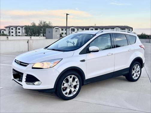White 2015 Ford Escape Titanium