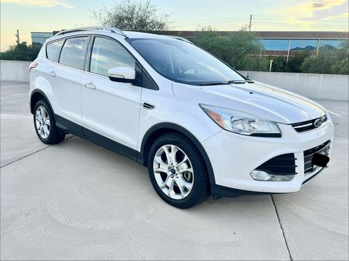 White 2015 Ford Escape Titanium
