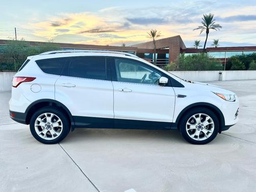 White 2015 Ford Escape Titanium