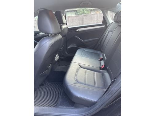 2013 Volkswagen Passat 2.5 SE