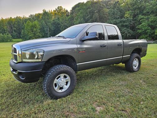 Gray 2008 Dodge Ram 2500 SLT Quad Cab