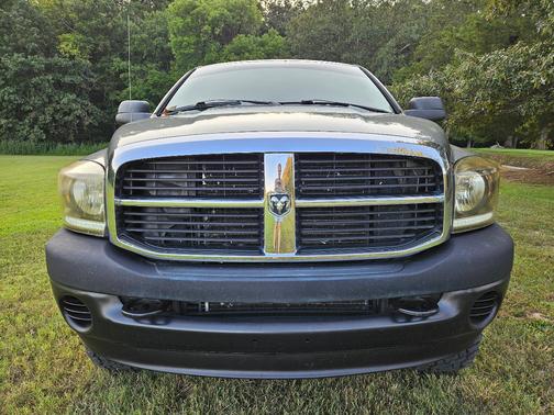Gray 2008 Dodge Ram 2500 SLT Quad Cab