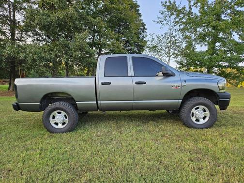 Gray 2008 Dodge Ram 2500 SLT Quad Cab