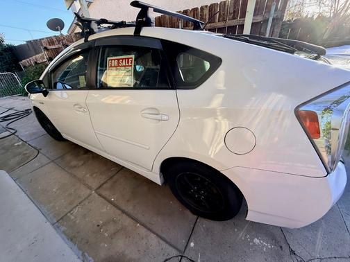 2014 Toyota Prius Two