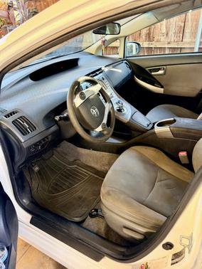 2014 Toyota Prius Two