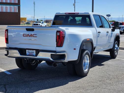 White 2025 GMC Sierra 3500 Pro