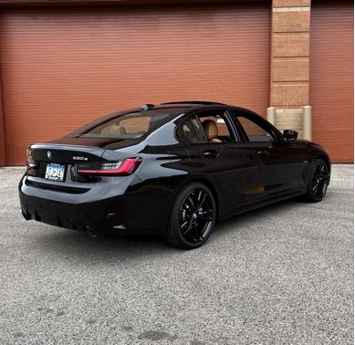 2023 BMW 330e xDrive