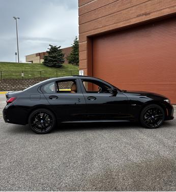 2023 BMW 330e xDrive