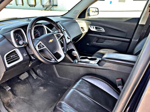 Blue 2015 Chevrolet Equinox 2LT