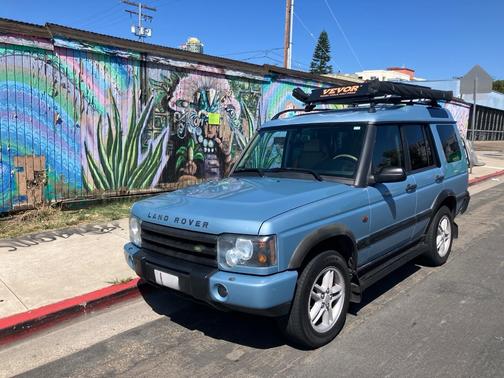 Blue 2003 Land Rover Discovery SE