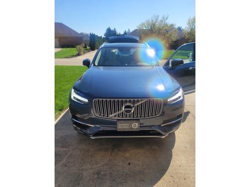 Photo 5 of 10 of 2018 Volvo XC90 T6 Inscription