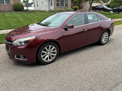 Red 2015 Chevrolet Malibu 1LZ