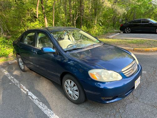 Blue 2004 Toyota Corolla LE