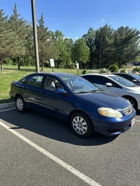 2004 Toyota Corolla LE