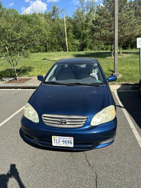 2004 Toyota Corolla LE