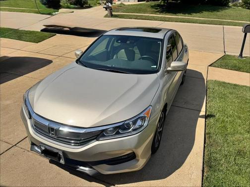 Gold 2017 Honda Accord EX-L w/Navigation & Honda Sensing