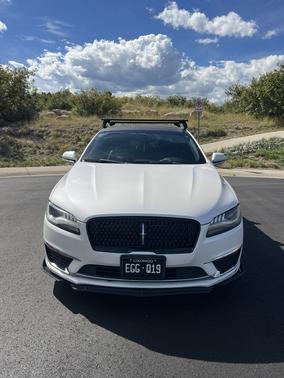 White 2018 Lincoln MKZ Premiere