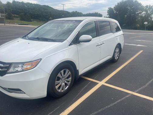 White 2014 Honda Odyssey EX
