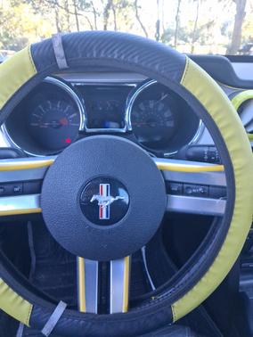 2006 Ford Mustang Base