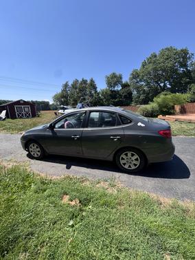 Gray 2008 Hyundai ELANTRA SE