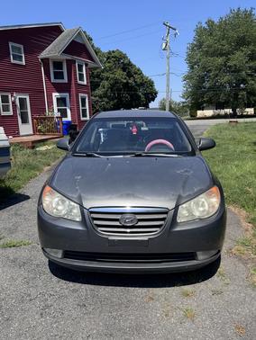 Gray 2008 Hyundai ELANTRA SE