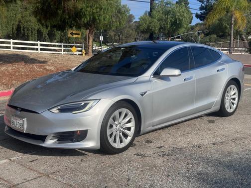 Silver 2017 Tesla Model S 75