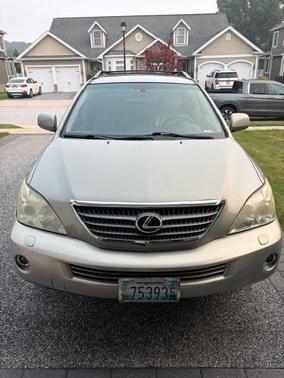 Green 2006 Lexus RX 400h Base