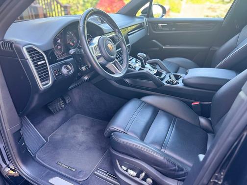 2019 Porsche Cayenne Cayenne