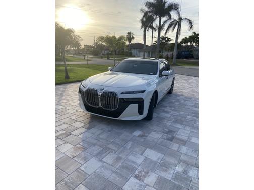 2023 BMW 740 i