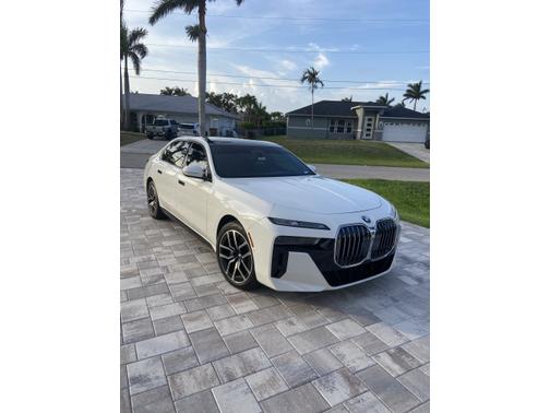 2023 BMW 740 i