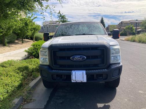 White 2015 Ford F-250 XL