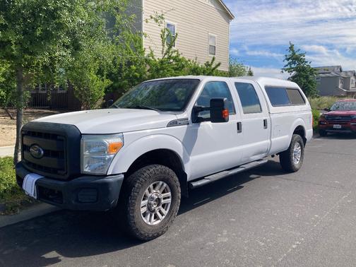White 2015 Ford F-250 XL
