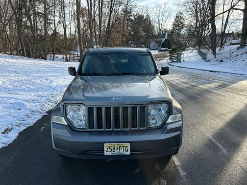 2012 Jeep Liberty Sport