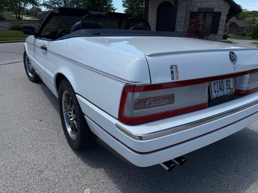 1992 Cadillac Allante Base