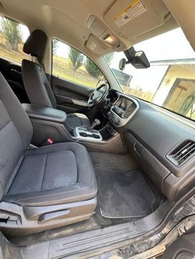 Black 2017 Chevrolet Colorado LT