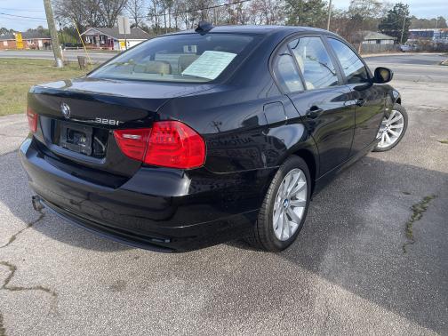 2011 BMW 328 i