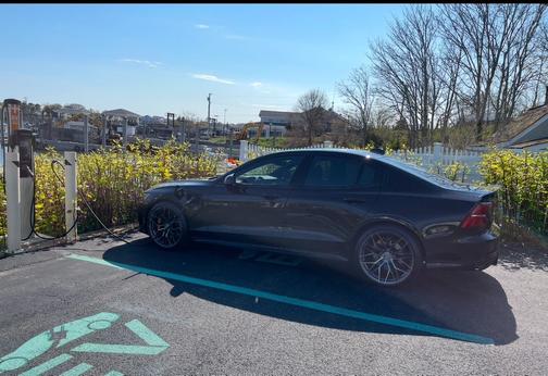2022 Volvo S60 Recharge Plug-In Hybrid T8 Polestar Engineered Extended Range