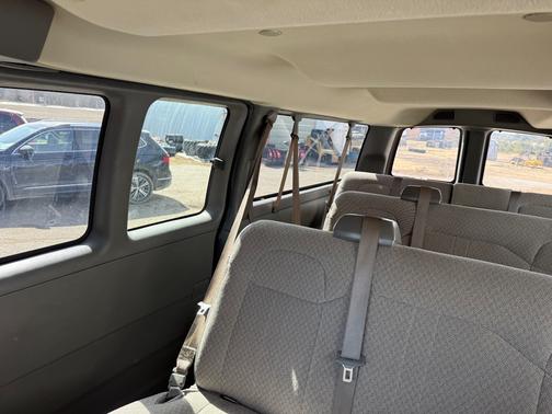 2019 Chevrolet Express 3500 LT