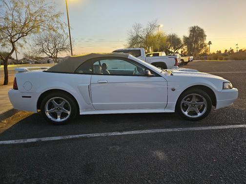 2004 Ford Mustang GT