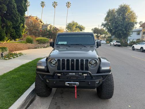 2021 Jeep Gladiator Sport S
